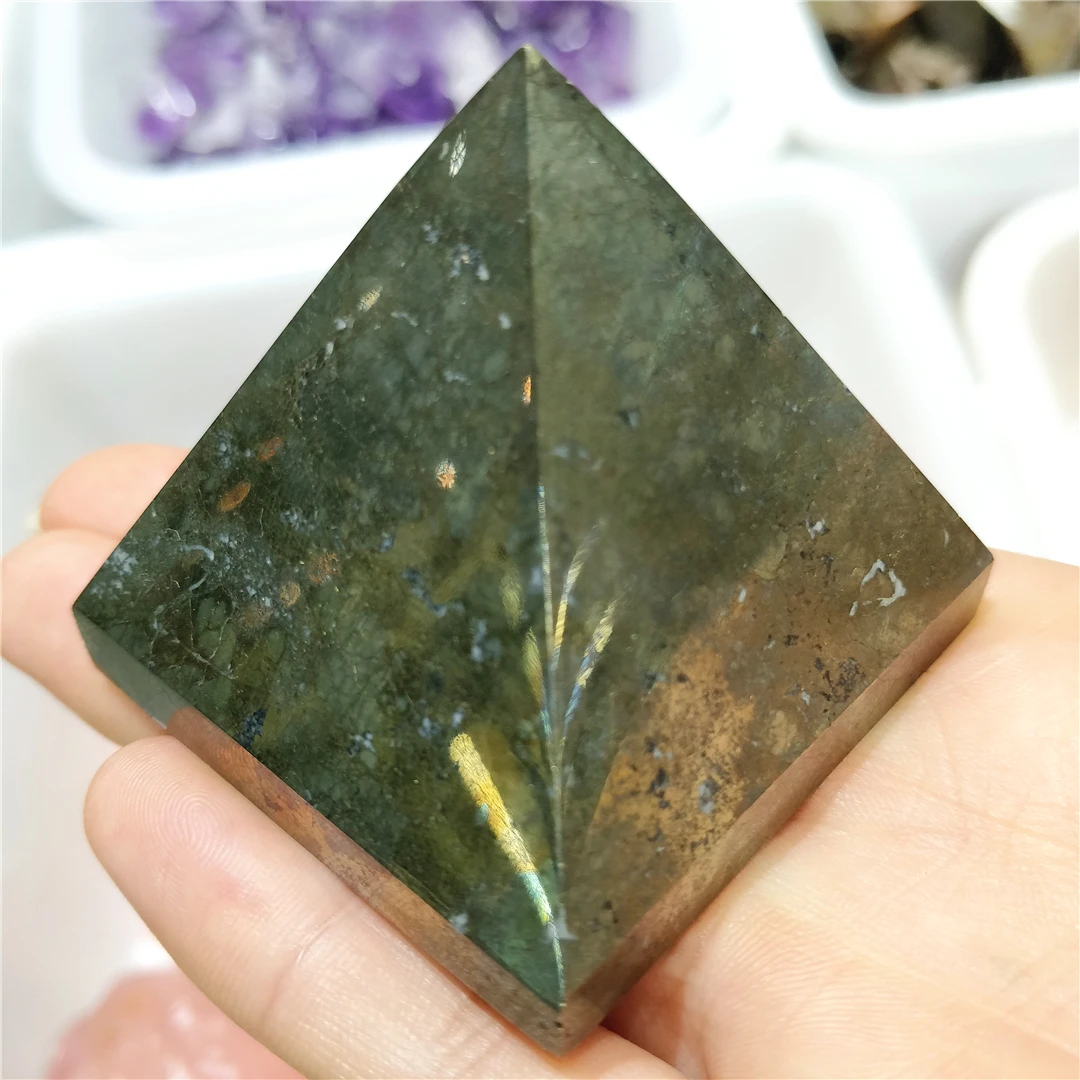 Natural Pyrite Quartz Egypt Pyramid Ornament Stone Mineral Specimen Crystals Interior Desk Decor Feng Shui Gemstone Collections