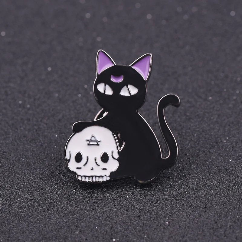 Witch Cute Animal Black Cat Skull Retro Enamel Pin Brooch Ladies Backpack Fashion Badge Decoration Cowboy Halloween Ornament