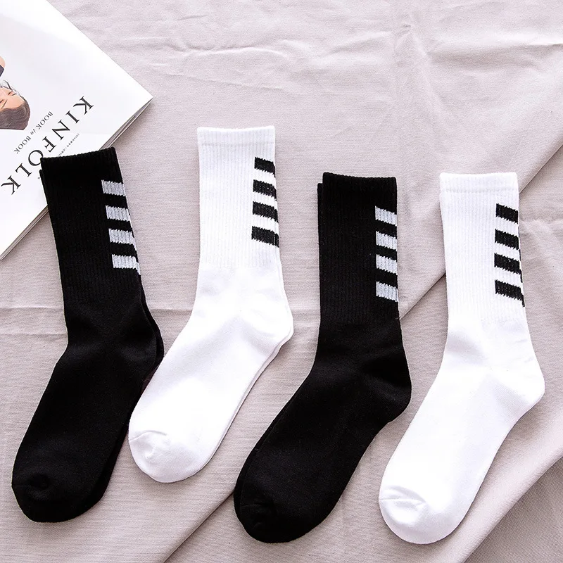 New Fashion Cotton Black White Stripe Crew Men Socks Sports High Skateboard Blaze Street Happy Long Sox mens calcetines Soks