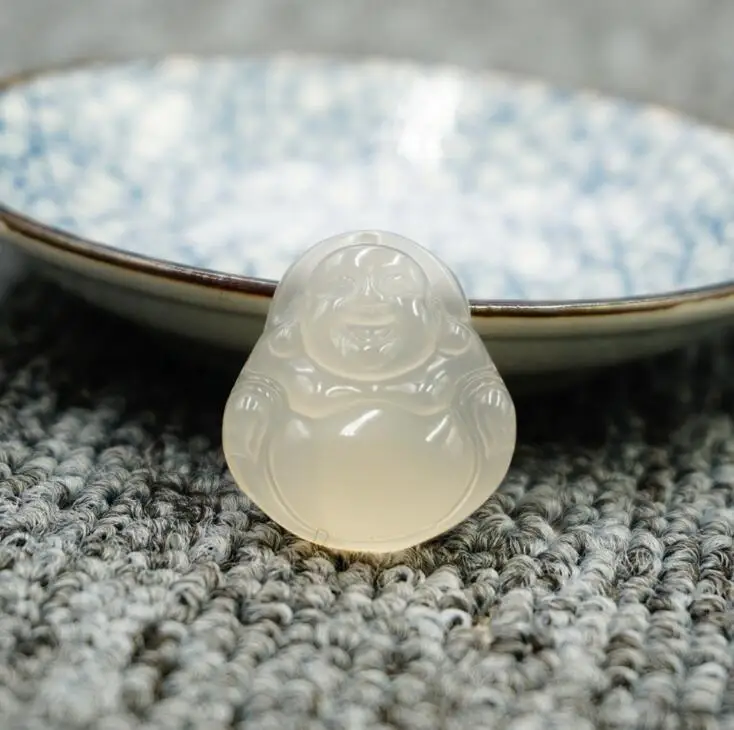 Natural ice through carnary agate carving maitreya pendant jade pendant pendant DIY jewelry necklace accessories wholesale