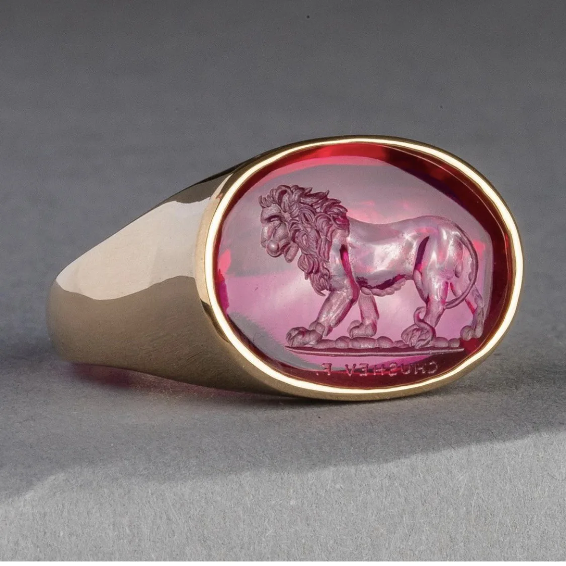Domineering Luxury Gold Plated Lion Ring for Women Men Classic Ring Cocktail Party Ring Trendy Anniversary Jewelry Gifts