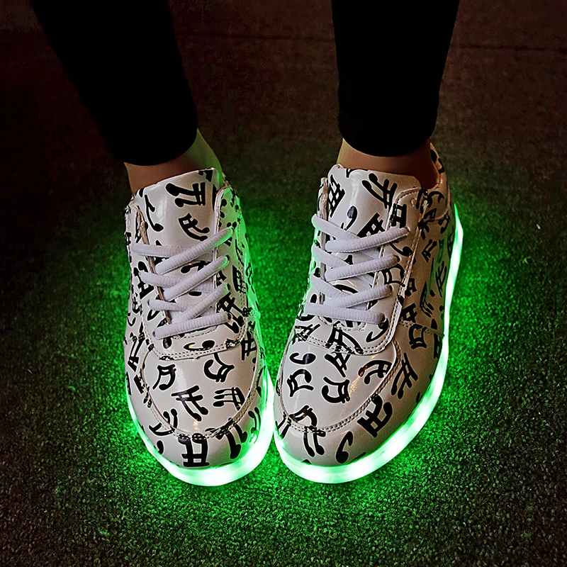 RayZing  Music Casual LED Shoes men led Fashion LUCK Colorful Luminous Light Up Unisex Shoes White Silver In Midnight