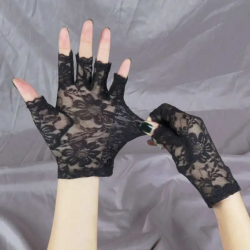 Fashion Sexy Summer Female Half Finger Sunscreen Short Lace Gloves Women Driving Flower Pattern Fingerless Sun Gloves