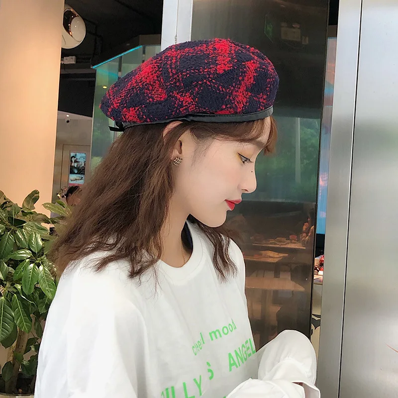 ใหม่สาวฤดูใบไม้ร่วงฤดูหนาวลายสก๊อต Berets เกาหลีญี่ปุ่นวรรณกรรมสไตล์หมวกแปดเหลี่ยมหมวก Retro หมวก Beret