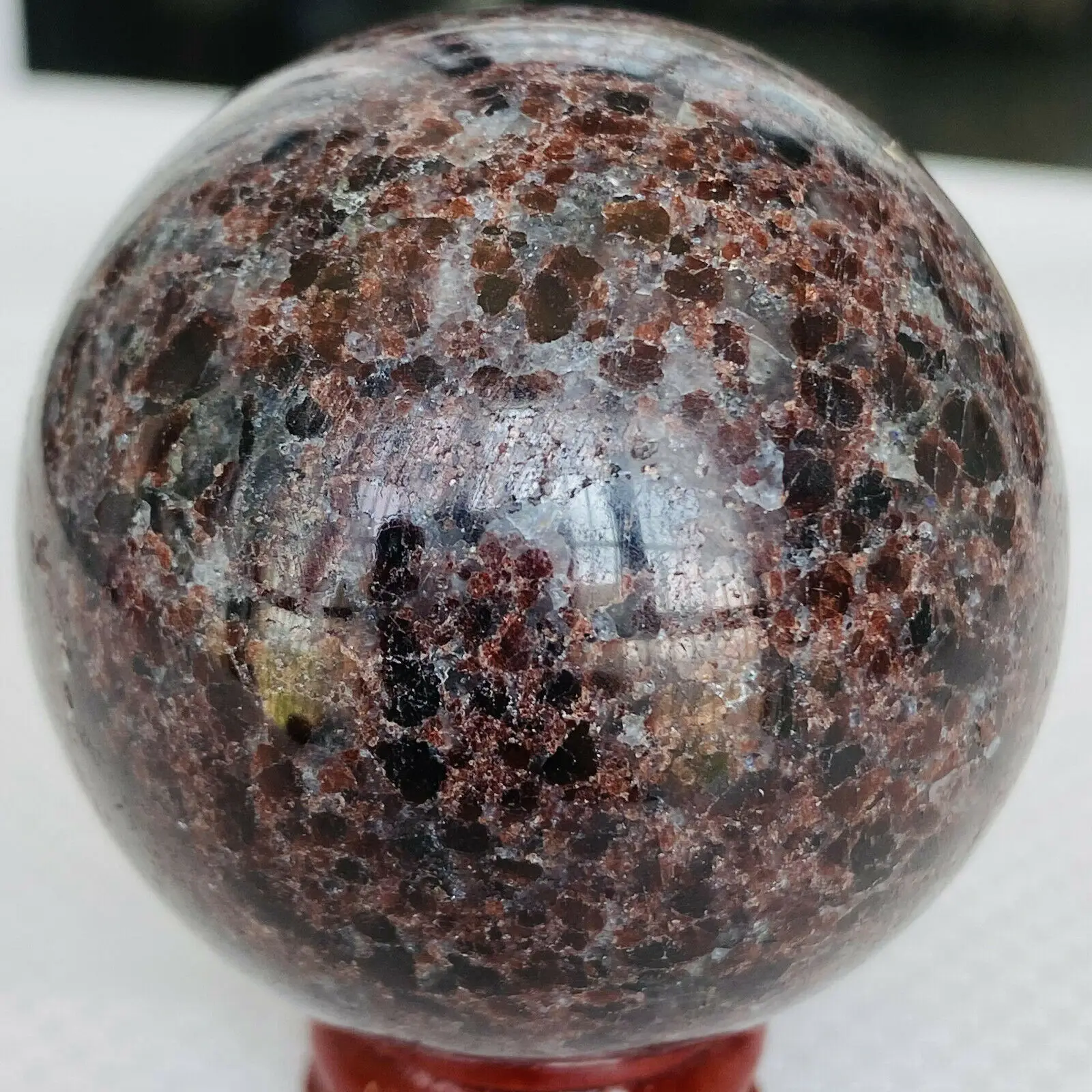 

Natural Garnet Ball Hand Polished Crystal Energy Home Office Decoration Craft Gifts