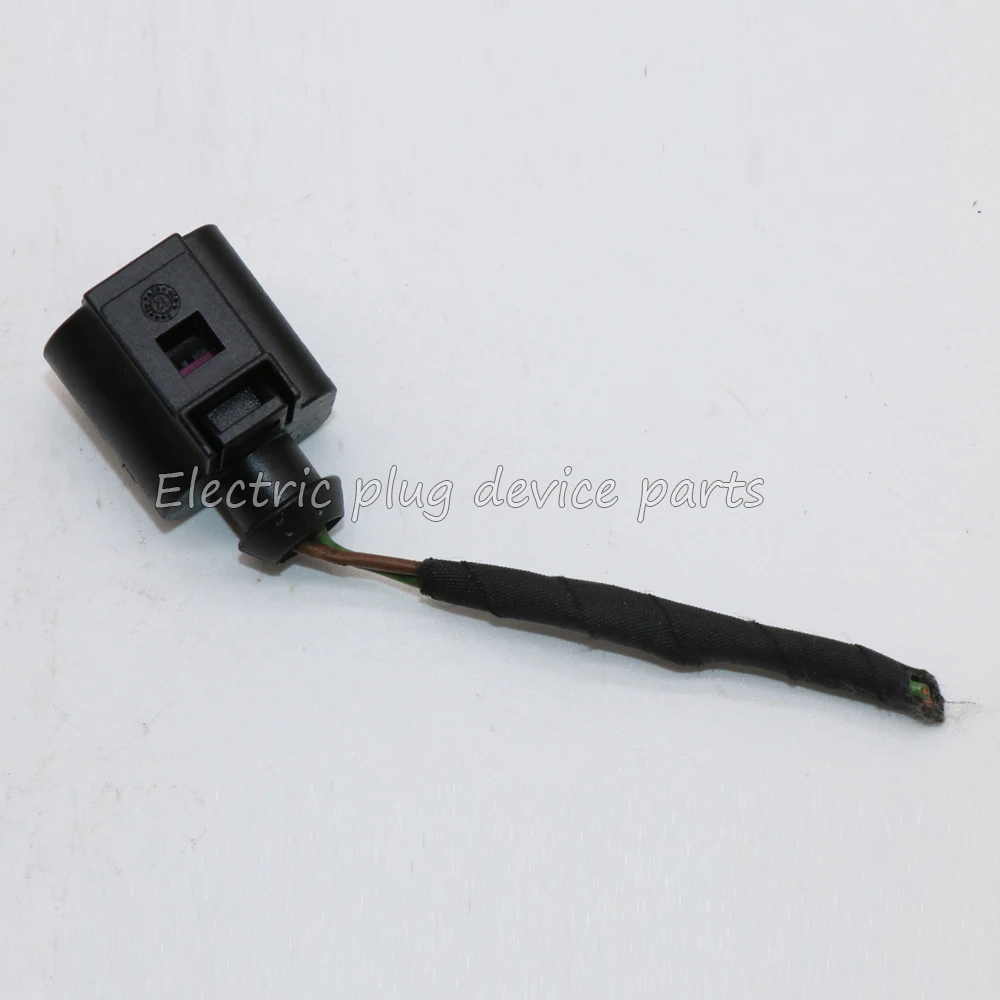 OEM Cooling Water Pump 1K0965561J Plug Wiring Connector 1J0973702 for VW Jetta Golf Passat AUDI A3 Seat Skoda