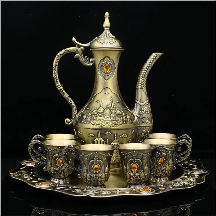 

luxury 8pcs/set bronze decorative wine set drink dispenser for alcoh verre whisky accessories for home decoration JJ108