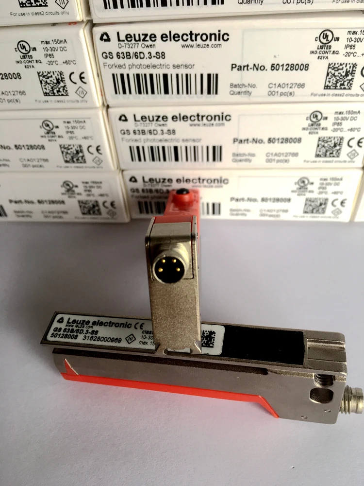 100% New Original  Leuze Label Sensor GS 63 / 6D.3-S8 Item Number 50110105