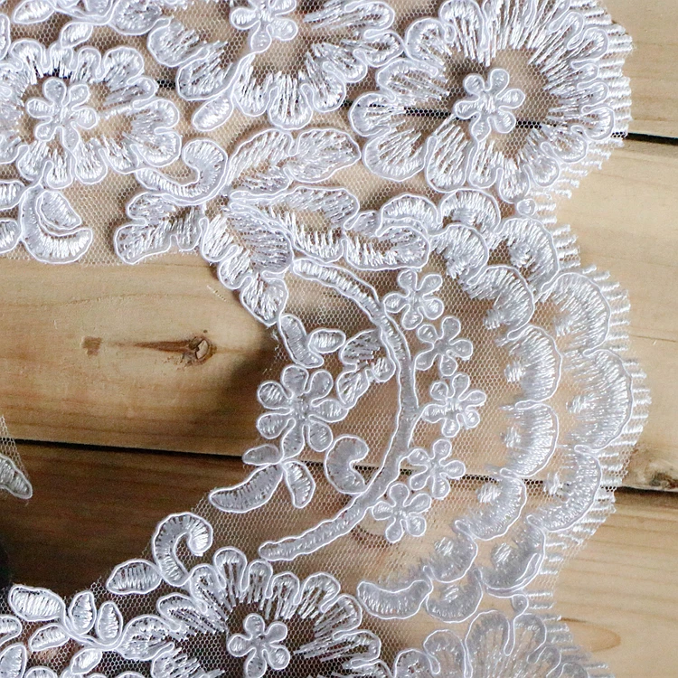 Delicate 1Yard White/Ivory Cording Fabric Flower Venise Venice Mesh Lace Trim Applique Sewing Craft for Wedding Dec. 20cm