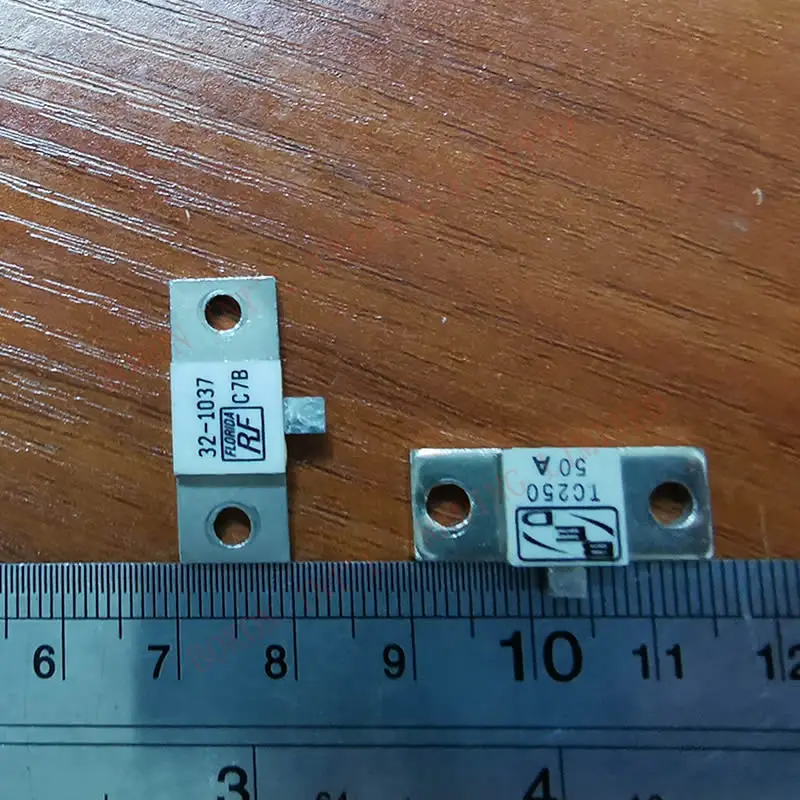 Módulo do campo da terminação, 250 watts, 50 ohms, DC-2.0GHz, 32-1037, TC250, 50A, 250 watts