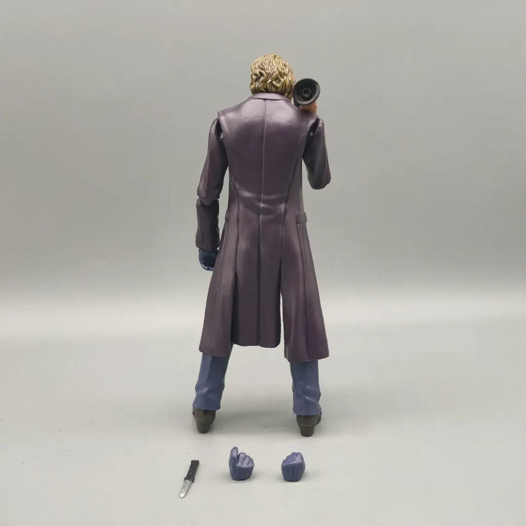 لعبة مجسم أفلام دارك نايت من ماركة دي سي-مان مع صاروخ لاتشر #3