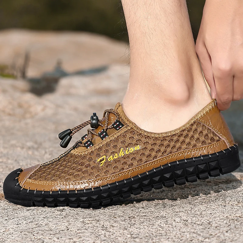 2020 New Men Shoes Casual Shoes Sneakers Fashion Light Breathable Summer Sandals Outdoor Beach Vacation Mesh Shoes  Male Shoes