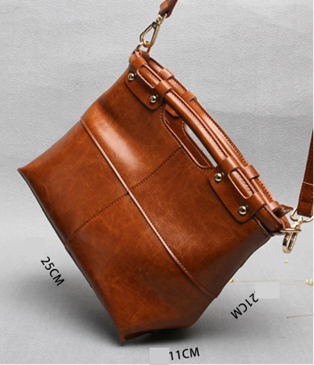 Brand Europe And The United States Rivet Raw Cowhide Leather Fashion Luxury Retro Luxury Versatile Lady Leather Shoulder Bags