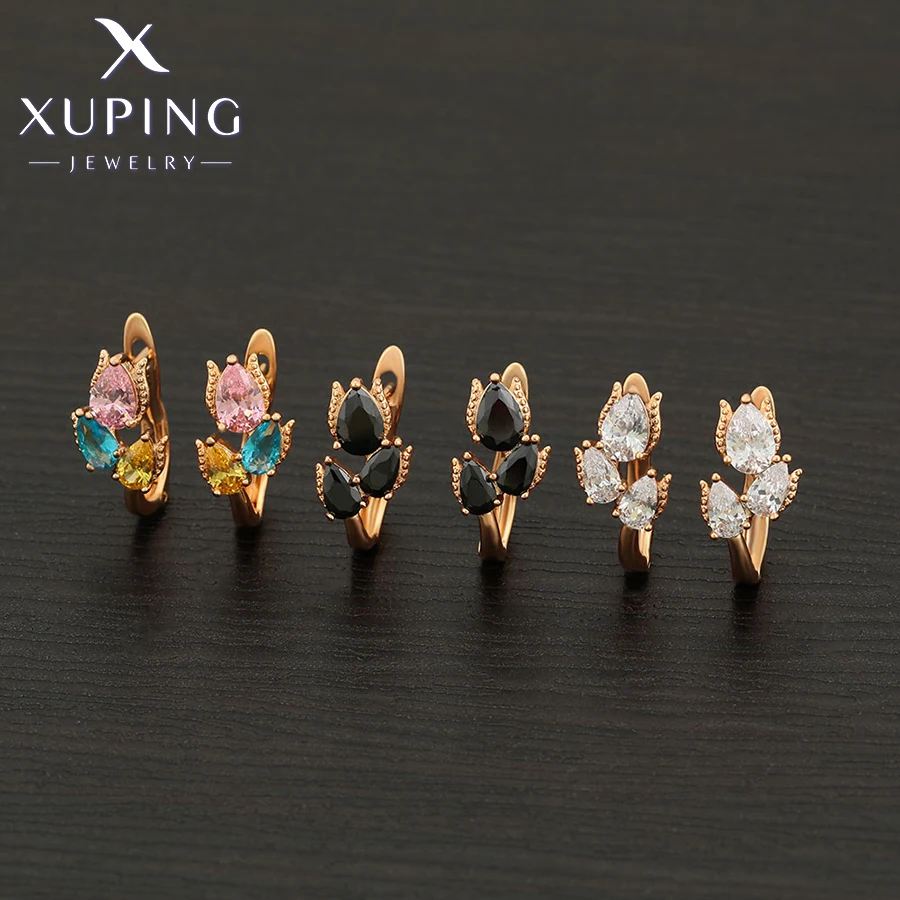 Xuping Jewelry Charm Gift Three Stone Color Copper Alloy Fashion Flower Shaped Gold Color Earring for Women Gift X000011853