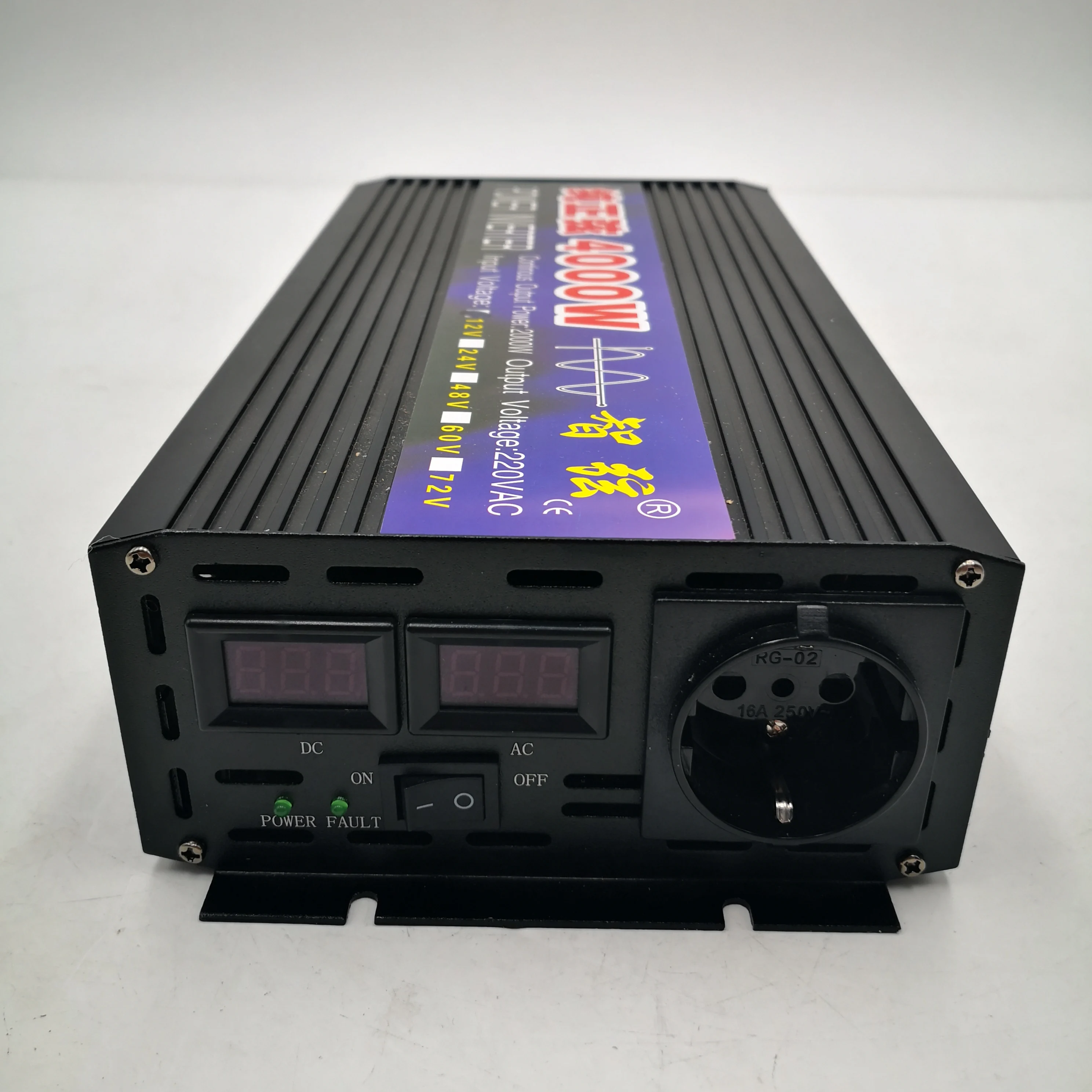 Inverter Pure Sine Wave 2000W 3000W 4000W European Standard Inverter 12V24V To 220V Car Inverter With LED Display 2