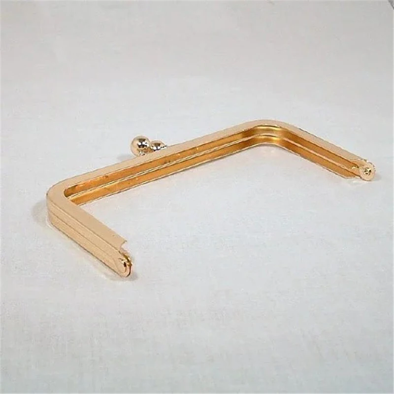 10 Pcs/lot Gold Metal Purse Frame Women Handle Clutch Bag Accessories DIY HandBag Frame Kiss Clasp Lock Hardware