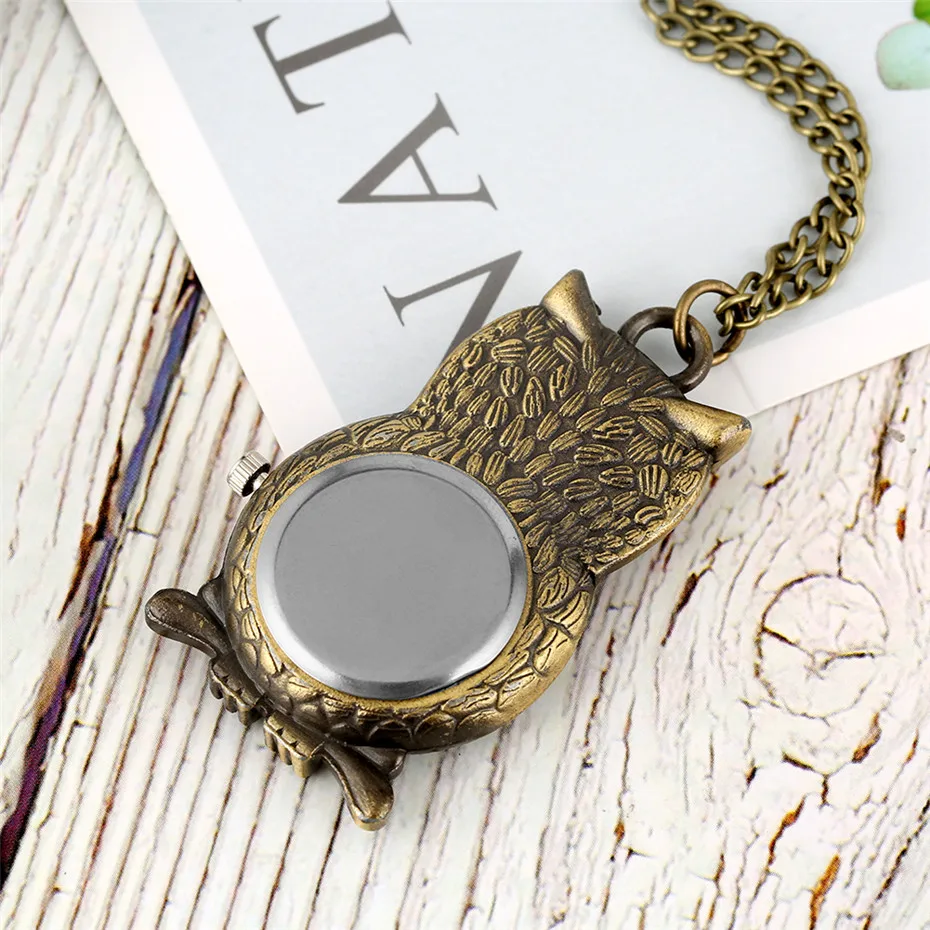 Bronze Owl Shape Pendant Watch Quartz Pocket Watch Retro Fob Sweater Chain Arabic Numerals Display Necklace Clock