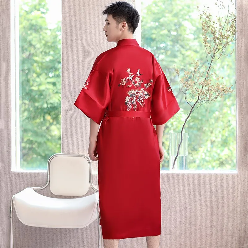 Embroidery Male Kimono Bathrobe Gown Chinese Style Sleepwear Casual Nightgown Loose Nightwear Lingerie Satin Silk Lounge Wear