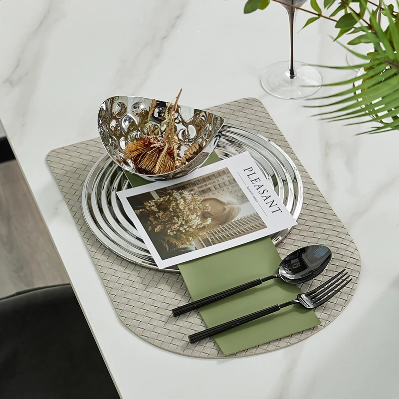 Home Tableware Set Decor Exhibition Hall Dining Table Setting Plating Water Corrugated Glass Tray Mat Plate Green Woven Placemat