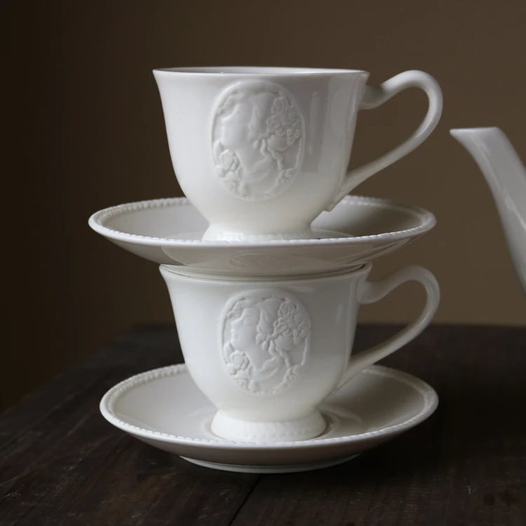 Ceramic White Color Queen Embossed Teapot/Coffee Cup Saucer/Milk Jug/Sugar Jar