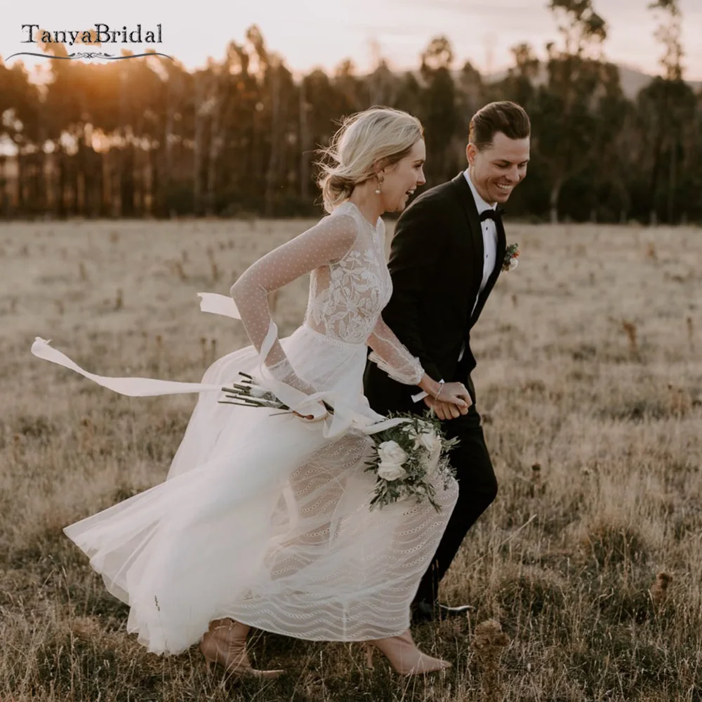 ชุดแต่งงานแขนยาว Dot Tulle ความยาวชั้น Illusion Bohemian สายชุดเจ้าสาว DW470