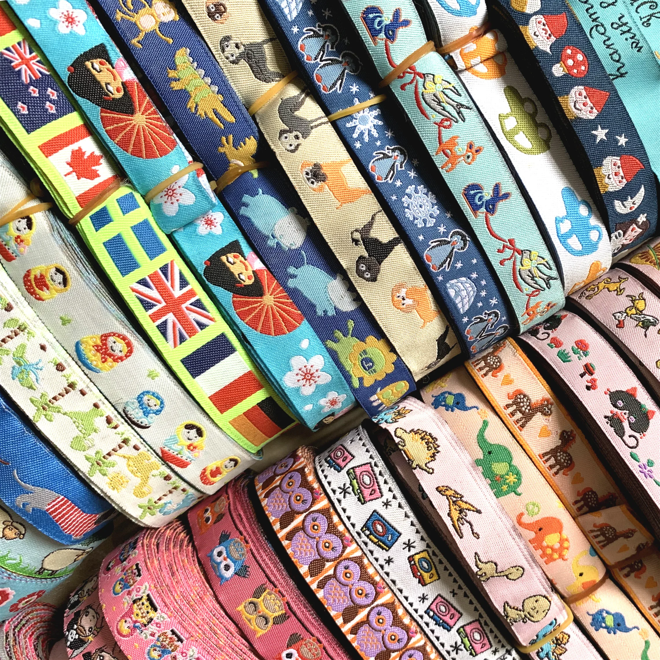 200 different Cartoon Ribbon wholesale 5/8\