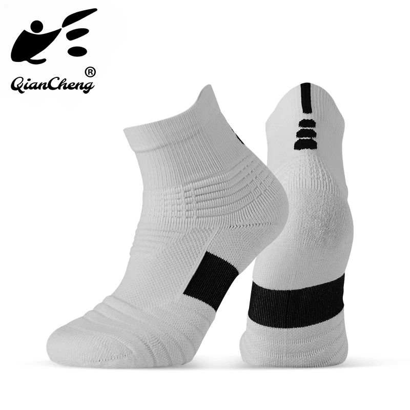 QianCheng Outdoor Basketball Socks Cushioned Athletic Crew Compression Socks Protective Training Socks for Men and Women QC-W912