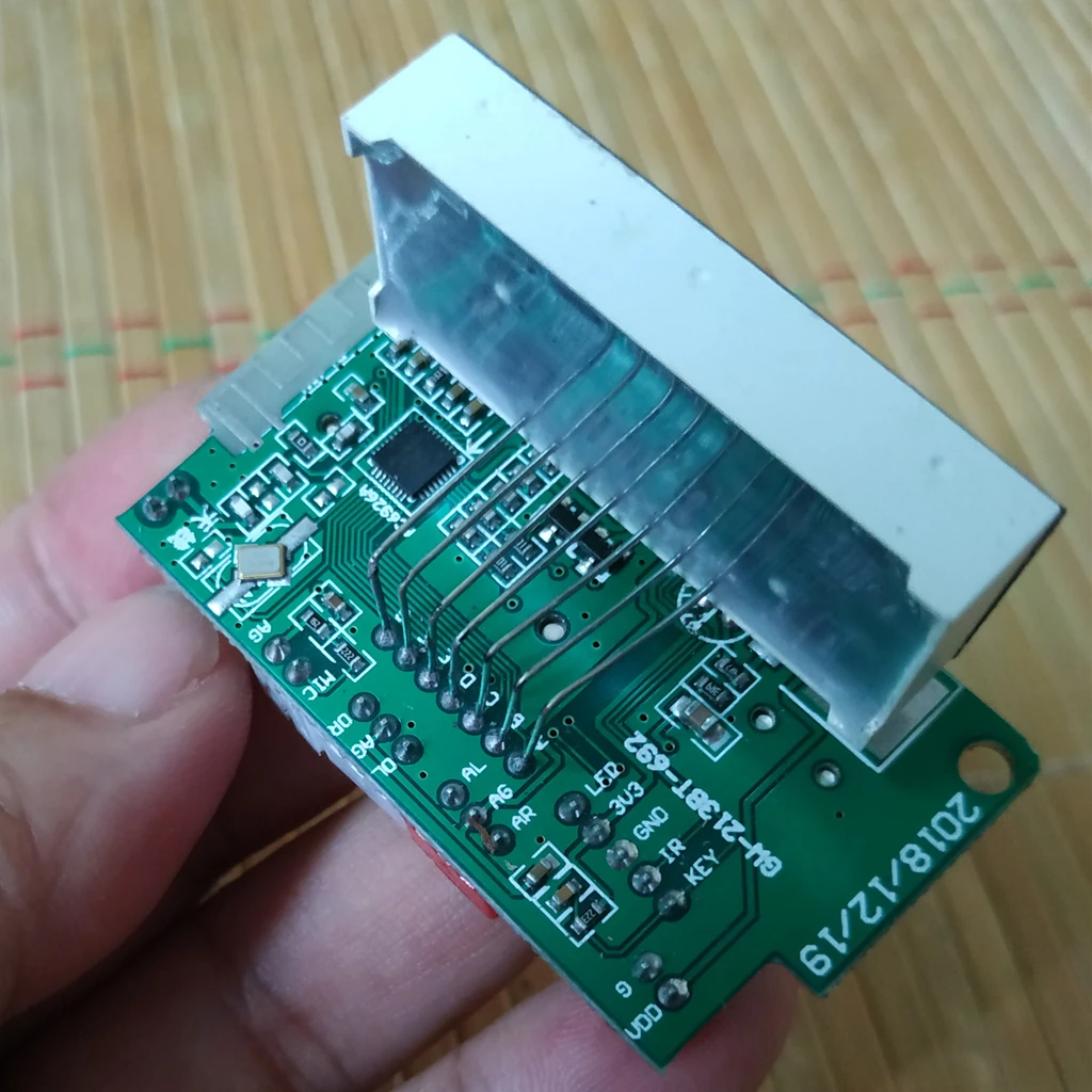 Wireless Bluetooth-compatible Decoder Board Left and Right Structure Bottom Board Width 5.5cm into the Bayonet 2cm