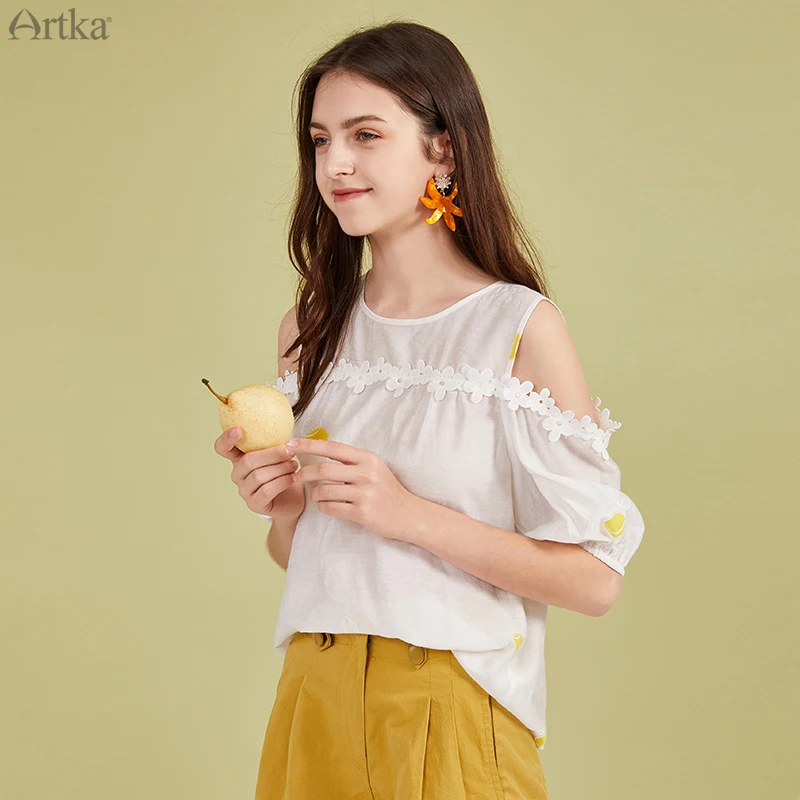 ARTKA – chemisier imprimé en mousseline de soie blanche pour femme, Blouse ample à épaules dénudées et manches courtes en dentelle, à la mode, SA20205C, nouvelle collection été 2020