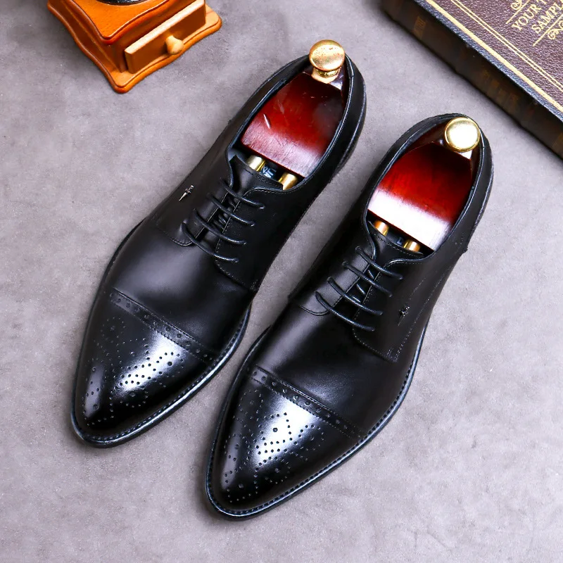 Men's Casual Leather Shoes Trend Korean Business Dress Formal Leather Shoes Men British Style Brogue Carved Male Shoe 2021