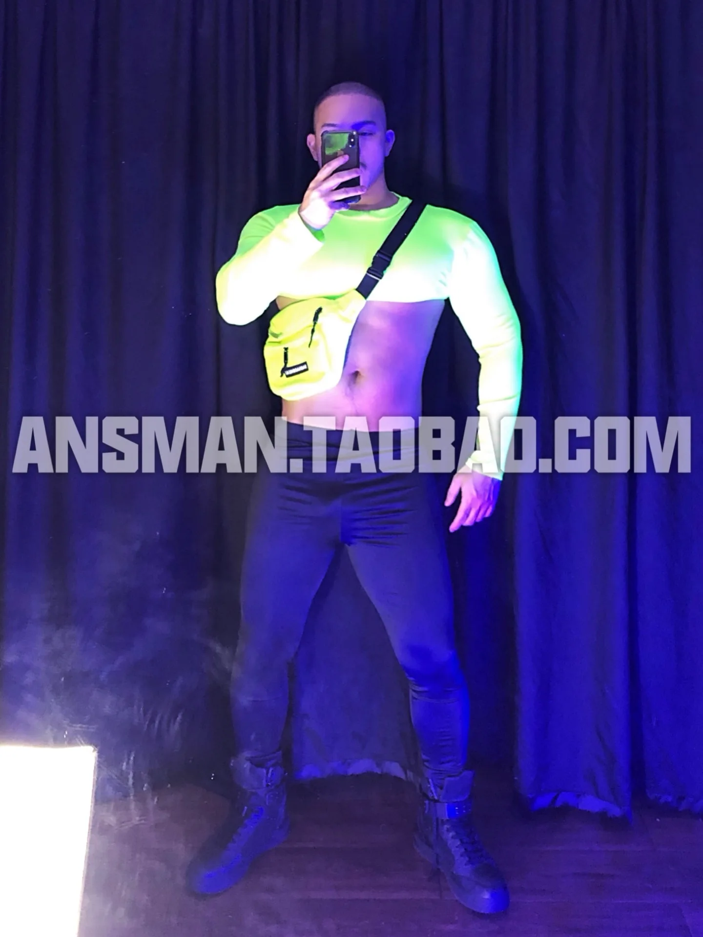 

Nightclub bar sexy male DS fluorescent green half-cut costume suit theme show party gogo dancer