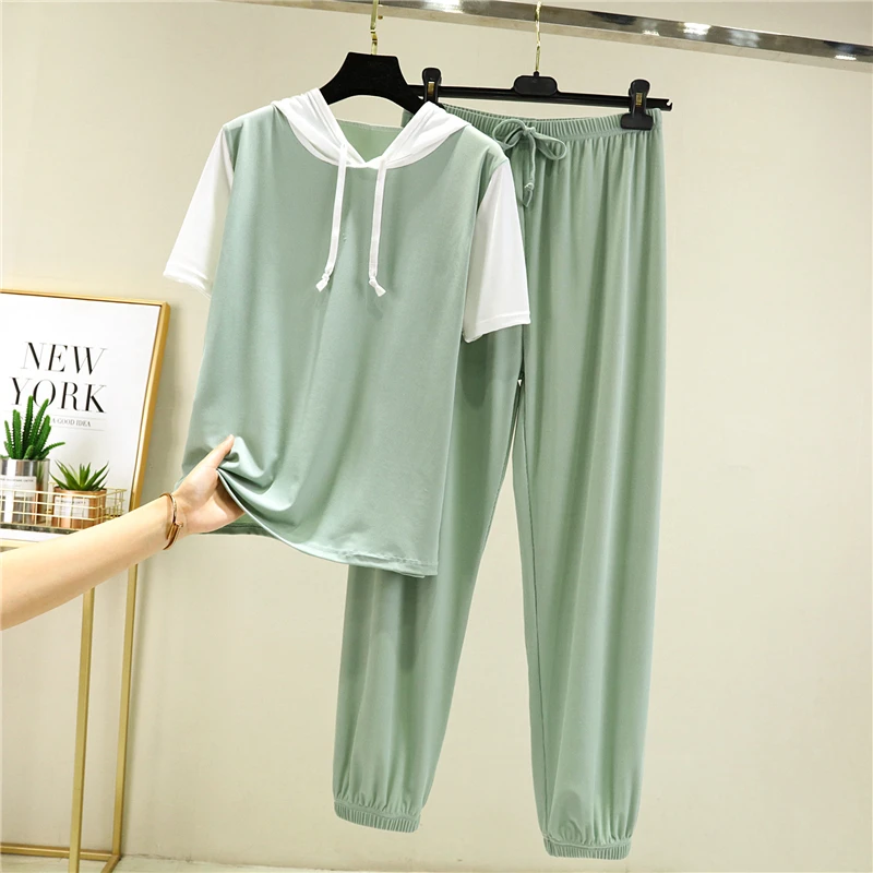 Hooded Short Sleeve Top and Cropped Pants Trousers Set Women 2021 Summer Thin Casual Loose Homewear Set Oversized Pajamas Set