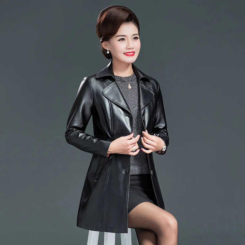 Fashion middle-aged women\'s autumn and winter long section waist slim large size leather jacket thickening PU leather jacket