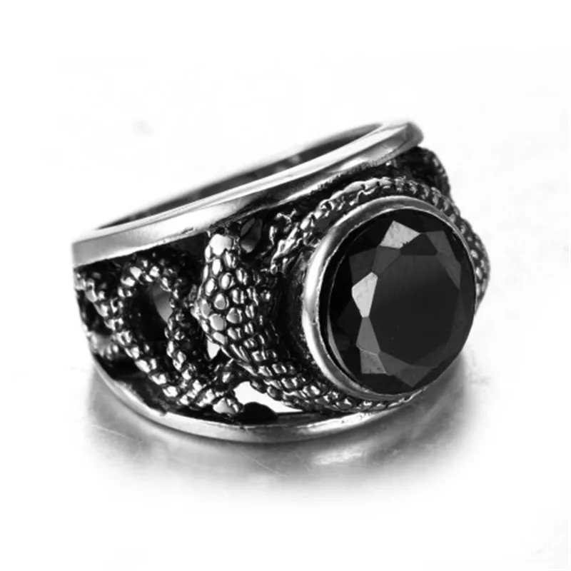 European and American stainless steel ring men\'s jewelry vintage inlaid red and black stone plate snake titanium steel ring