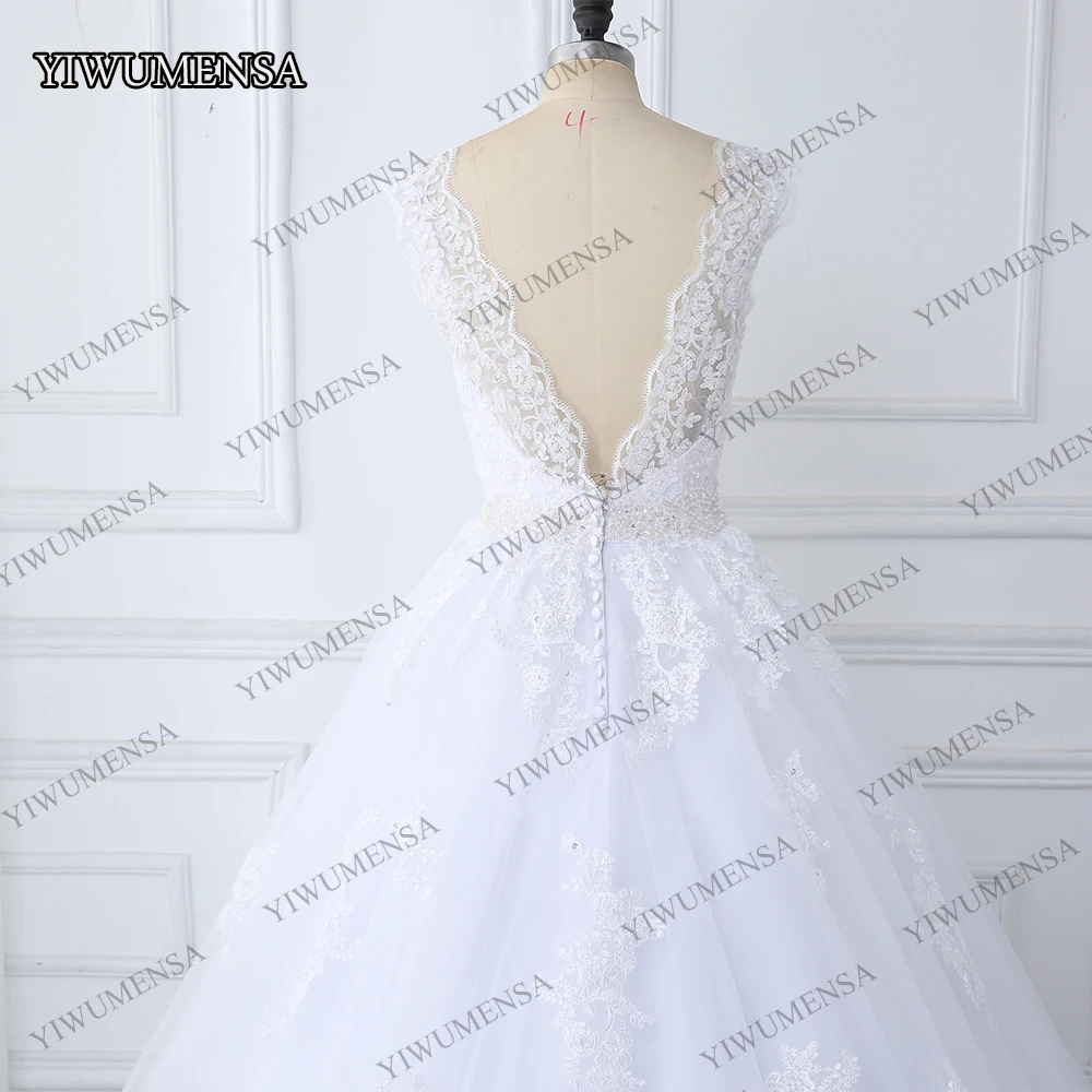 Sheer tule straps plus size vestido de casamento boho cristais miçangas cintura vestidos de noiva com decote em v sem costas vestidos de noiva 2020 mais tamanho