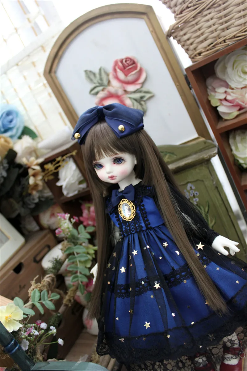 

BJD Doll Clothing fits with 1/3 1/4 1/6 Blythes Size navy blue vintage minimalist dress doll accessories (Skirt + Tiara)