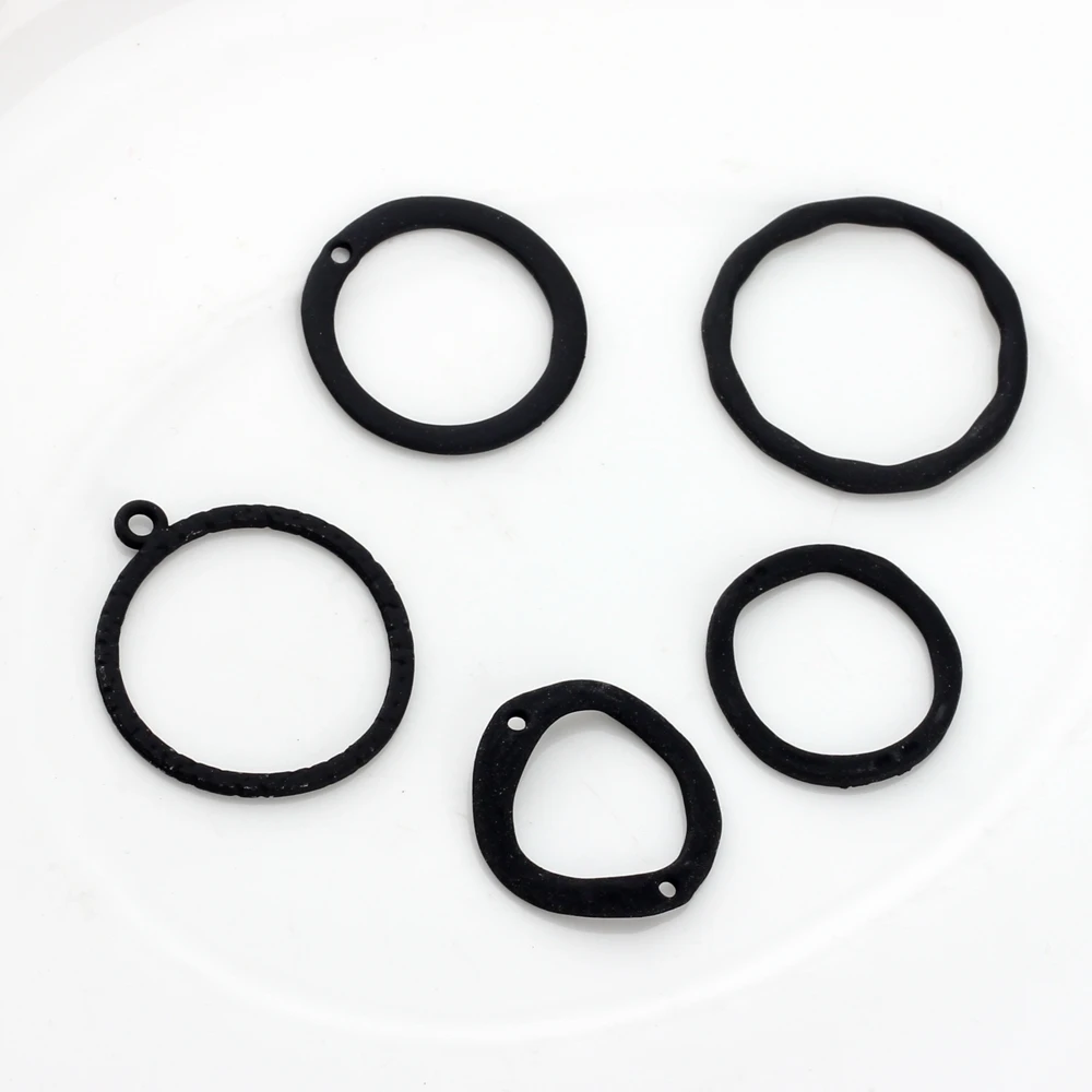 Zinc Alloy Spray Paint Black Rubber Paint Hollow Round Circle GeometryCharms 6pcs/lot For DIY Jewelry Making Finding Accessories