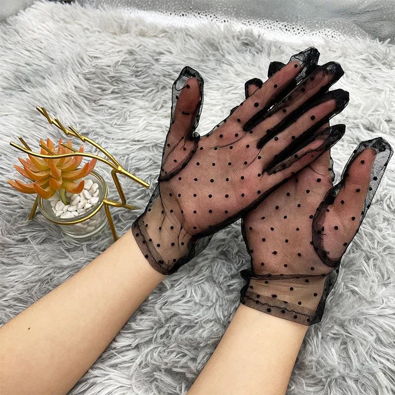 Women Sexy Lace Gloves Polka Dot Black White Mesh Tulle Gloves Lady Summer Sunscreen Mittens For Driving Thin Spot Gloves