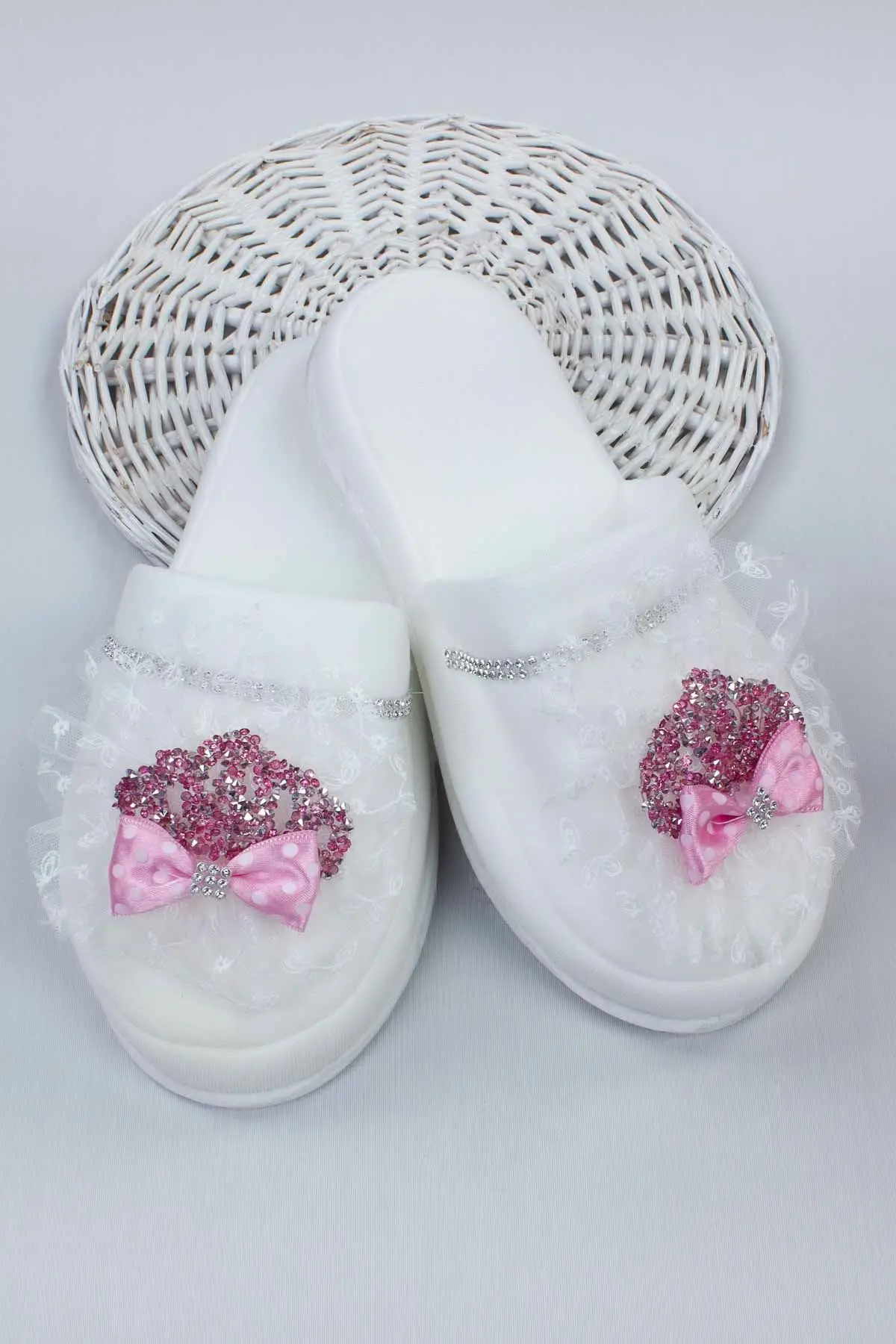 Pink Mother Girls Babies Pregnant Gift Suits Mom 36-40 size slippers crown Girl Baby Booties Shoes 4 Pieces set Fashion clothing