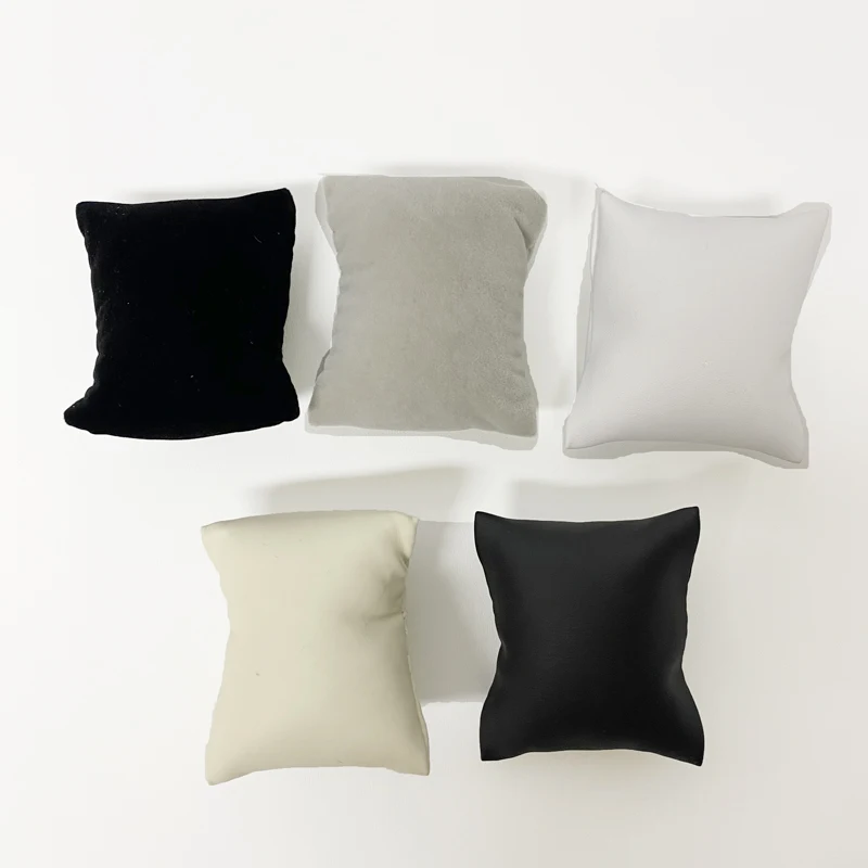 

1Pcs 7*6Cm Mini White Black Grey Pu/velvet Watch Bangle Pillow Holder Bracelet Jewelry Display Chain Anklet Soft Pillow Cushion