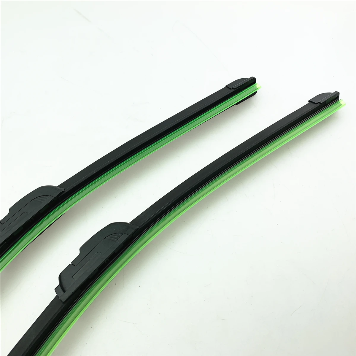 For Hyundai Elantra Wiper 03/04/05/06/07/08/11 12 Auto Parts Car Boneless Wipers