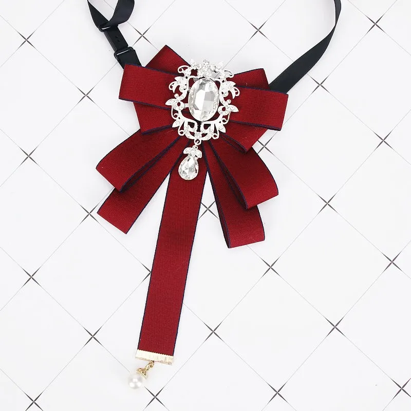 Gorgeous Bow Tie Vintage Luxury Lady Head Diamond Pearl Ribbon Tassel Brooch Chic Girls Elegant Costume Jewelry Collar Pin