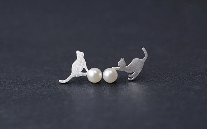 REETI 925 sterling silver Cat  pearl asymmetric Stud Earrings for Women Elegant Wedding Jewelry pendientes mujer moda Brincos - Image 2