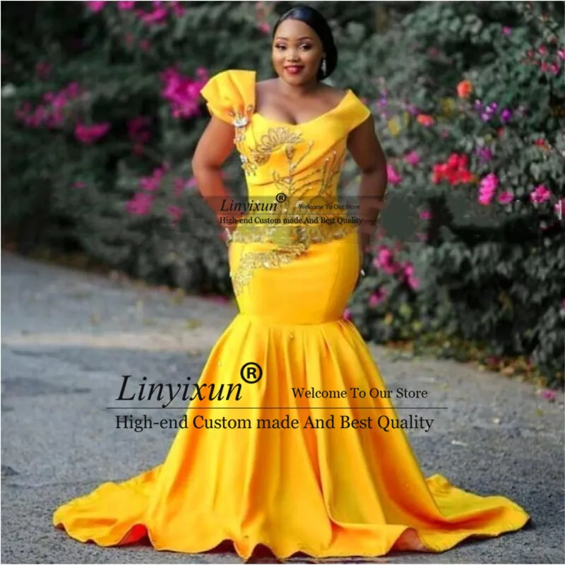 Gold Yellow Satin Mermaid Prom Dresses With Beads Crystal Long Sweep Train Scoop Neck African men Formal Evening Party Dress