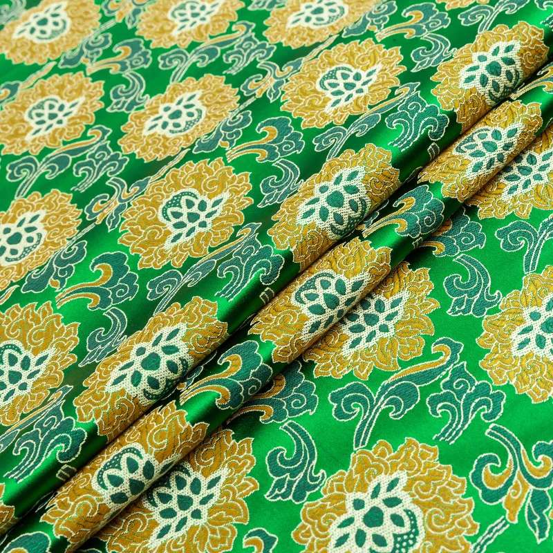 Silk brocade jacquard fabric material is suitable for sewing cheongsam and kimono garment fabric