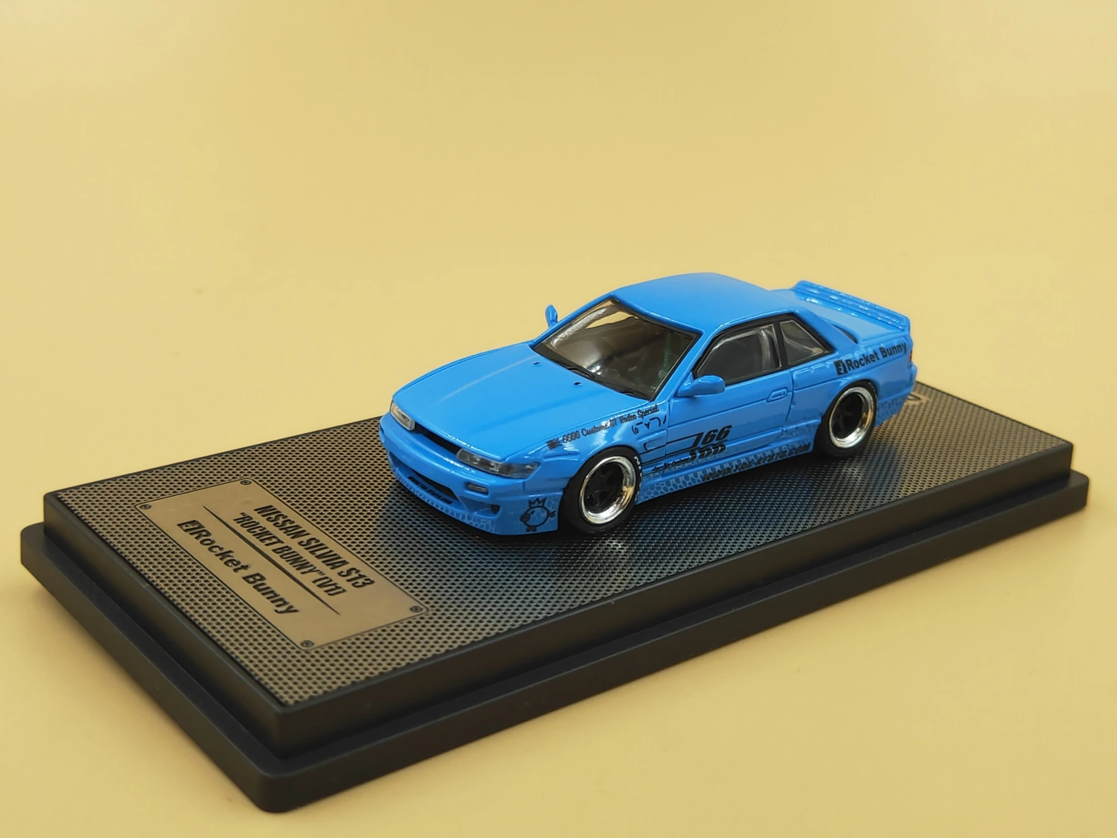 INNO 1:64 Nissan Silvia S13 Pandem Collection of die-cast alloy car decoration model toys