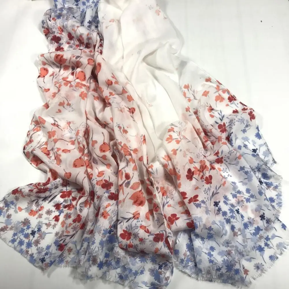 Fashion Women New Cotton Small Flower Fringe Scarf Shawls Trendy Ombre Floral Wraps Headband Scarves Hijab Muffler 2019