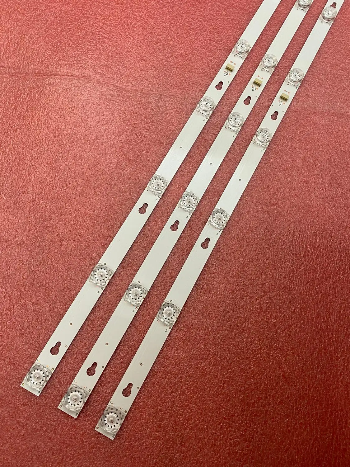 LED Strip for 40S6000FS 40FD5416 40FD5406 TCL L40F3301B 40A730U 40l2600 L40D2900F F40S5916 40S305 40S305LBAA TOT_40D2900