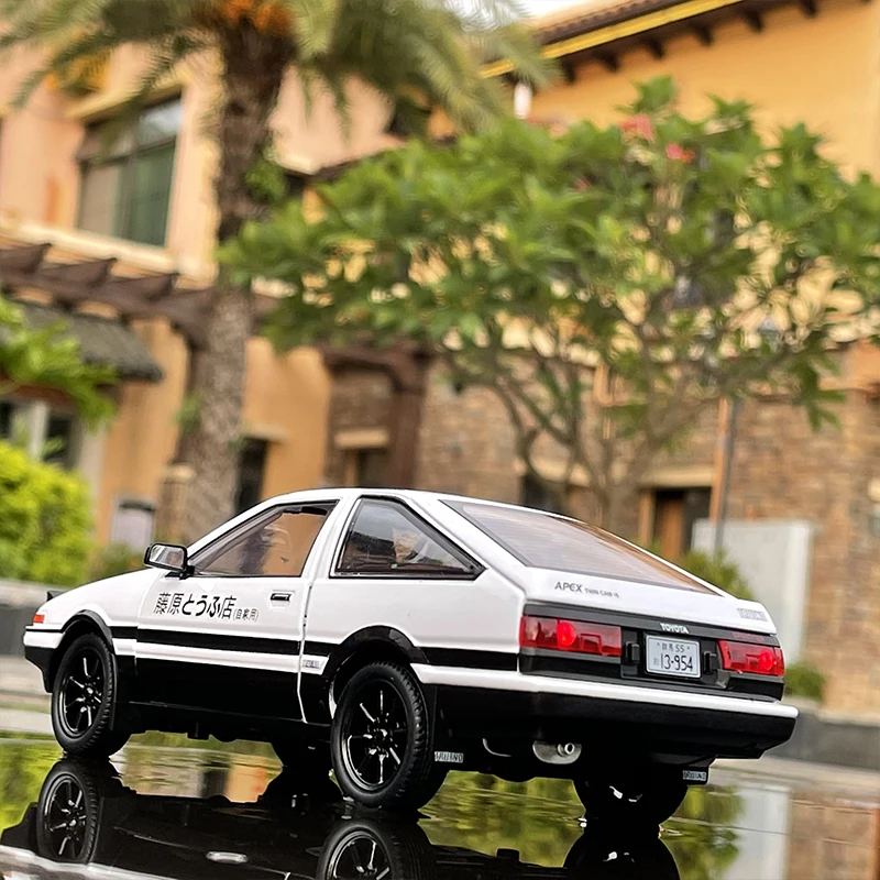 1:20 Movie Car INITIAL D AE86 Alloy Car Model Diecast & Toy Vehicles Metal Car Model Simulation Sound Light Kids Toy Gift