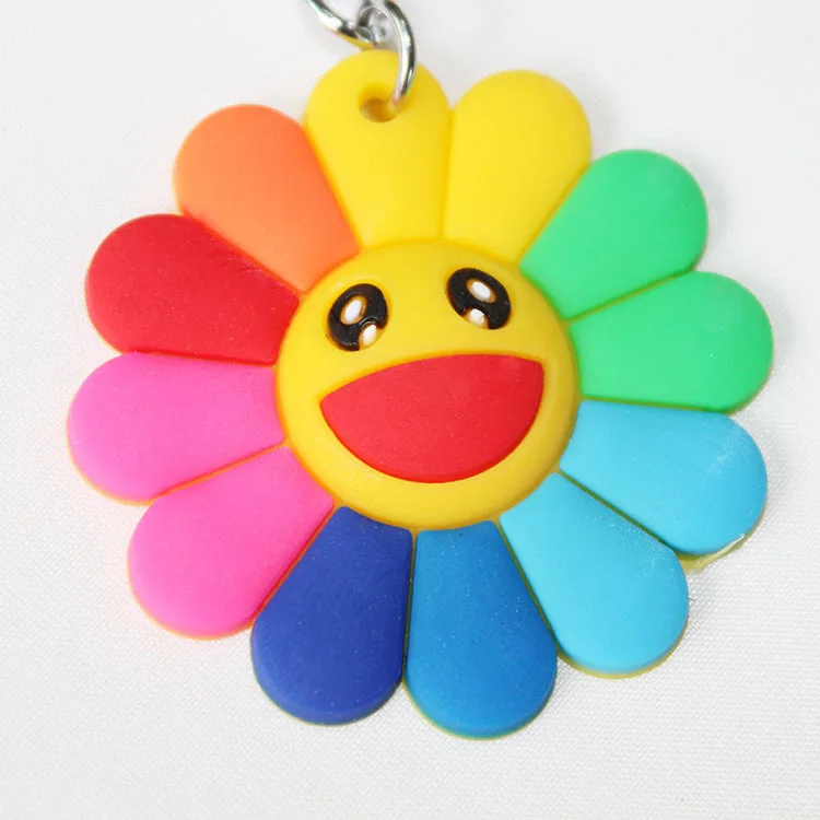 Silicone Rainbow Sun Flower Keychain Female Cute Girls Cartoon Smiling Flower Key Chain On Bag Trinket Women Wedding Party Gift